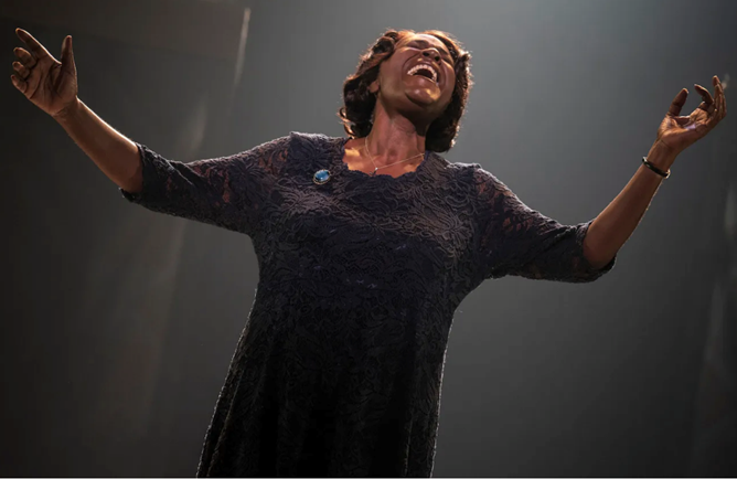 Sharon D Clarke as Caroline photo by Joan Marcus