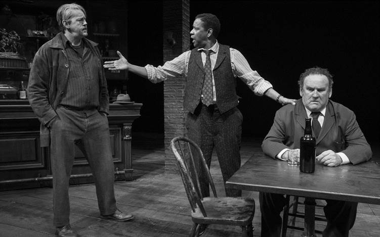 David-Morse, Denzel Washington, and-Colm Meaney in THE ICEMAN COMETH.