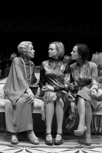 Three Tall Women - Theater Scene New York Broadway Review