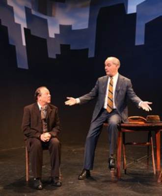 Avi Hoffman as Willy and Shane Baker as Charley in a scene from “Death of a Salesman” in Yiddish  (Photo credit: Ronald L. Glassman)