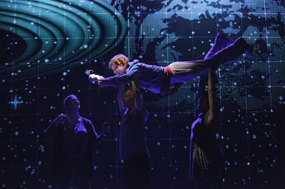 Alex Sharp goes aloft in the Curious Incident of the Dog in the Night-Time, with (from l.) Mercedes Herrero, Richard Hollis and Jocelyn Bioh.
