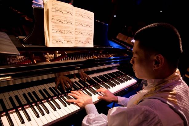 Tchaikovsky – None But The Lonely Heart